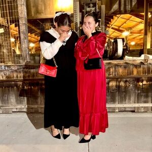 Meet your Posher, Malory